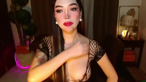 Snapshot of thea_whong chatting on 04-15-26, 07:37 thea_whong online show from 04-15-26, 07:37