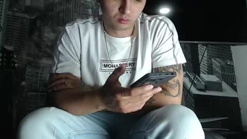 Snapshot of theangelmiguel chatting on 12-15-24, 08:41 Miguel Angel online show from 12-15-24, 08:41