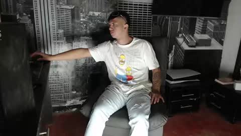 Snapshot of theangelmiguel chatting on 01-14-25, 04:47 Miguel Angel online show from 01-14-25, 04:47