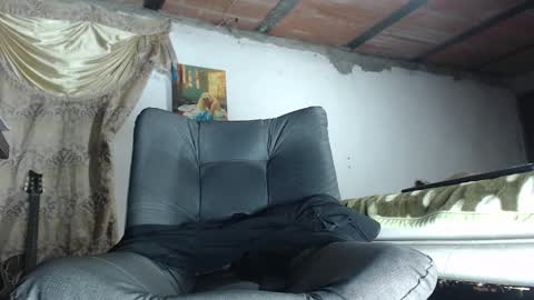 Snapshot of theangelmiguel chatting on 02-19-25, 07:17 Miguel Angel online show from 02-19-25, 07:17