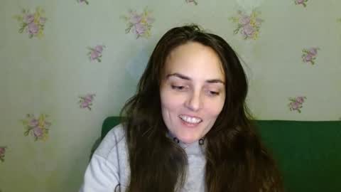 Snapshot of theanna510763 chatting on 10-18-25, 07:14 theanna510763 online show from 10-18-25, 07:14