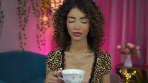 Snapshot of theayanna chatting on 11-23-25, 11:32 Ayana online show from 11-23-25, 11:32