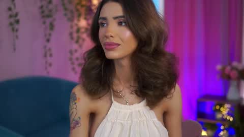 Snapshot of theayanna chatting on 11-30-25, 11:14 Ayana online show from 11-30-25, 11:14