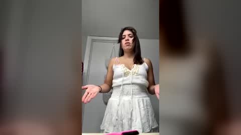 Snapshot of thebabybrii chatting on 06-29-26, 01:55 thebabybrii online show from 06-29-26, 01:55