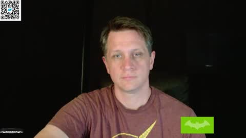 Snapshot of thebatandthecat10 chatting on 04-30-26, 01:01 ISABELLA or MATT online show from 04-30-26, 01:01