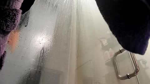 Snapshot of thebbc77 chatting on 11-23-25, 06:46 thebbc77 online show from 11-23-25, 06:46