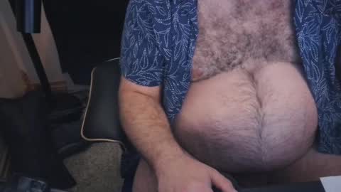 Snapshot of thebearking69 chatting on 04-07-26, 03:18 The Bear King online show from 04-07-26, 03:18