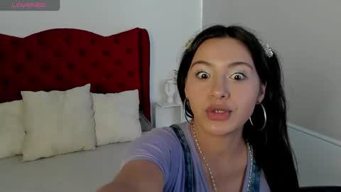 Snapshot of thebeautydoll chatting on 03-19-26, 06:01 thebeautydoll online show from 03-19-26, 06:01