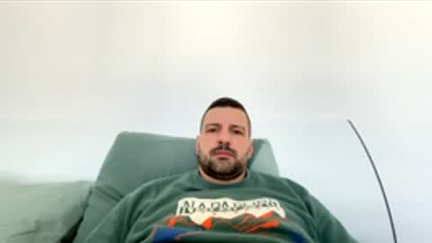 Snapshot of thebrokersenior chatting on 02-02-26, 10:25 thebrokersenior online show from 02-02-26, 10:25