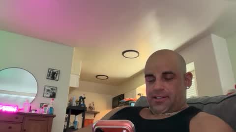 Snapshot of thebuzz777 chatting on 11-02-25, 03:58 theBuzz777 online show from 11-02-25, 03:58