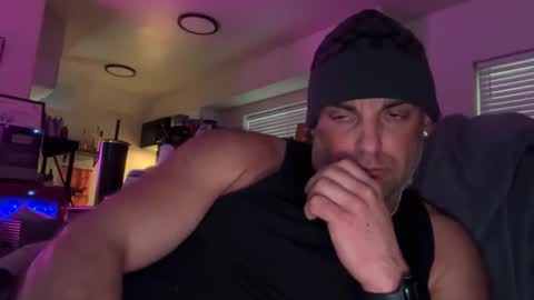 Snapshot of thebuzz777 chatting on 01-08-26, 01:52 theBuzz777 online show from 01-08-26, 01:52