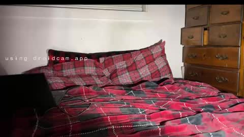 Thatcarrguyy online show from 12-24-24, 02:01