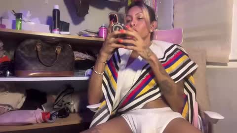 Snapshot of thecontcobracock24cm chatting on 12-12-24, 06:47 thecontcobracock24cm online show from 12-12-24, 06:47