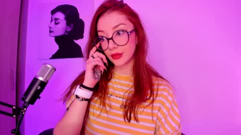 Snapshot of thecosmicgirl chatting on 01-22-25, 01:53 Alicia Alikath online show from 01-22-25, 01:53
