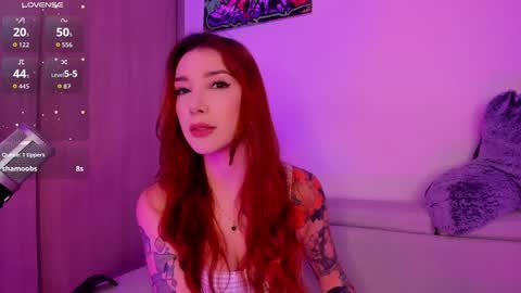 Snapshot of thecosmicgirl chatting on 09-14-25, 01:38 Alicia Alikath online show from 09-14-25, 01:38