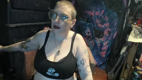 thecurvysiren online show from 12-31-24, 03:12