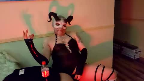 Snapshot of thedemonlord93 chatting on 01-27-25, 10:06 thedemonlord93 online show from 01-27-25, 10:06
