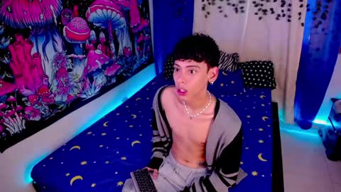 Snapshot of thedoll_ethan chatting on 05-24-26, 07:08 ethan online show from 05-24-26, 07:08