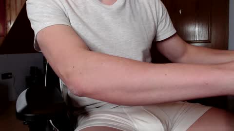 Snapshot of thedome372 chatting on 02-07-25, 12:06 thedome372 online show from 02-07-25, 12:06