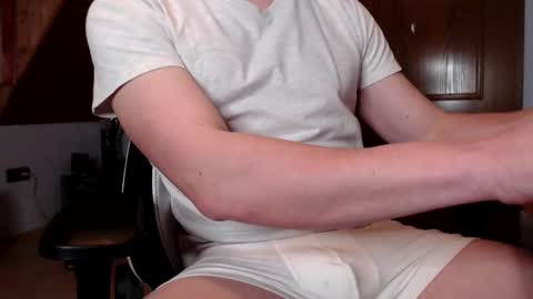 Snapshot of thedome372 chatting on 02-27-25, 09:47 thedome372 online show from 02-27-25, 09:47