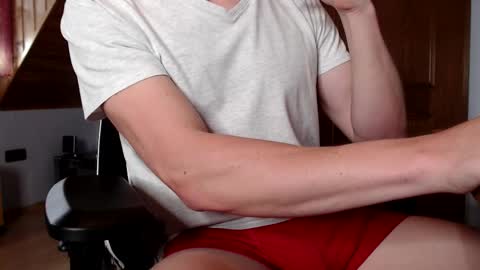 Snapshot of thedome372 chatting on 09-11-25, 08:36 thedome372 online show from 09-11-25, 08:36