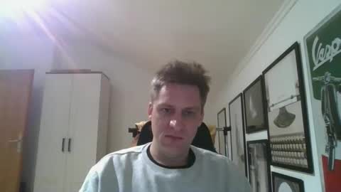 Snapshot of thedon2123 chatting on 12-02-24, 10:01 thedon2123 online show from 12-02-24, 10:01