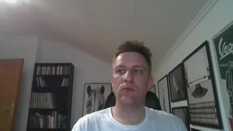 Snapshot of thedon2123 chatting on 03-11-25, 09:15 thedon2123 online show from 03-11-25, 09:15