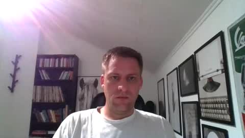 Snapshot of thedon2123 chatting on 11-03-25, 03:57 thedon2123 online show from 11-03-25, 03:57