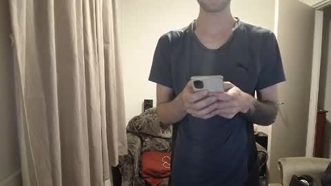 Snapshot of thee_ricky_lee chatting on 02-18-26, 07:37 RickyLee online show from 02-18-26, 07:37