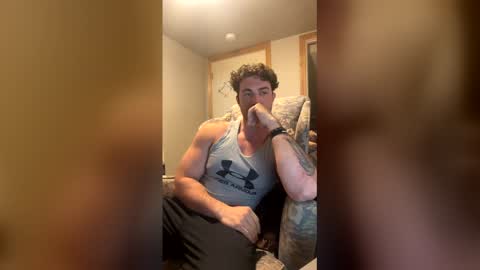 Snapshot of theepapajohn chatting on 04-13-26, 01:33 theepapajohn online show from 04-13-26, 01:33