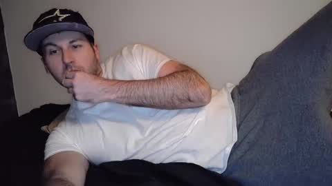 Theetwohander online show from 02-20-25, 03:23