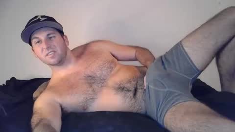 Theetwohander online show from 11-18-25, 03:34