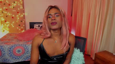 Goldie online show from 02-06-25, 11:04