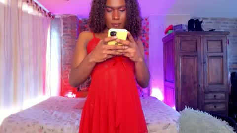 Goldie online show from 11-19-25, 05:13