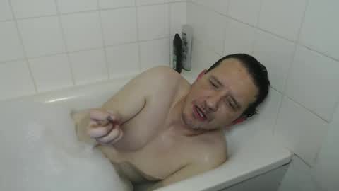 Green online show from 12-19-24, 08:55