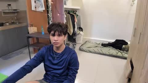 Green online show from 10-22-25, 09:47