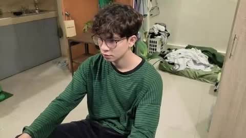 Snapshot of thegreenmagus chatting on 03-03-26, 06:47 Green online show from 03-03-26, 06:47