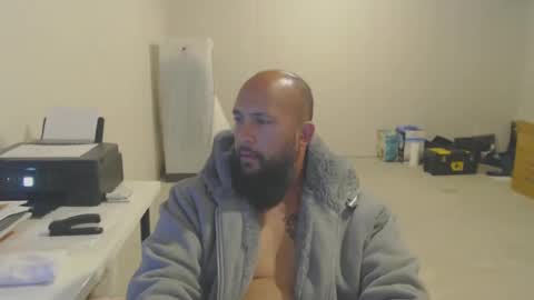 thehawaiian93 online show from 10-05-25, 04:11