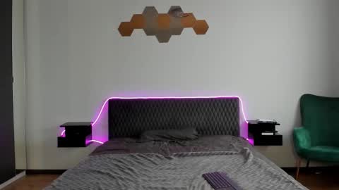 Snapshot of thejacob_d chatting on 01-13-26, 01:27 thejacob_d online show from 01-13-26, 01:27