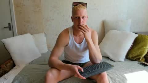 Snapshot of thejacob_d chatting on 04-23-26, 11:53 thejacob_d online show from 04-23-26, 11:53