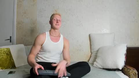 Snapshot of thejacob_d chatting on 04-28-26, 05:18 thejacob_d online show from 04-28-26, 05:18