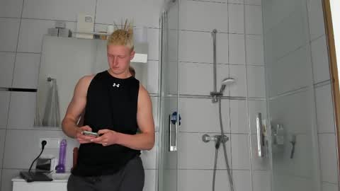 Snapshot of thejacob_d chatting on 05-28-26, 04:37 thejacob_d online show from 05-28-26, 04:37