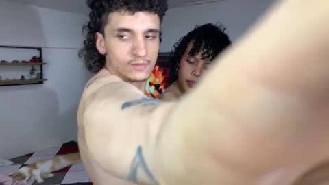 Snapshot of theking11220 chatting on 12-16-25, 05:12 theking11220 online show from 12-16-25, 05:12