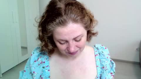 Ella online show from 02-16-25, 07:48