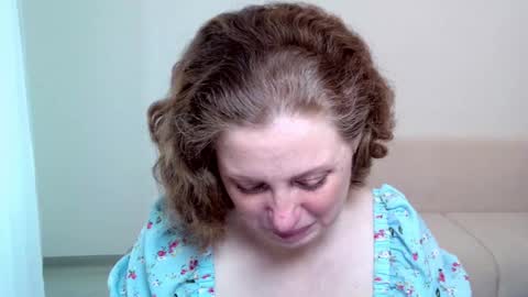 Ella online show from 03-12-25, 08:19