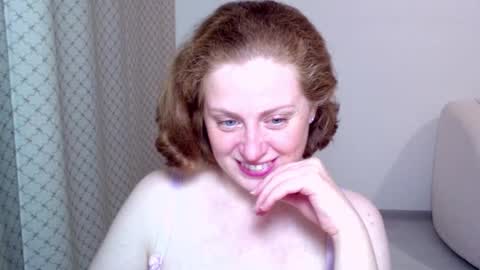 Ella online show from 12-01-25, 04:12