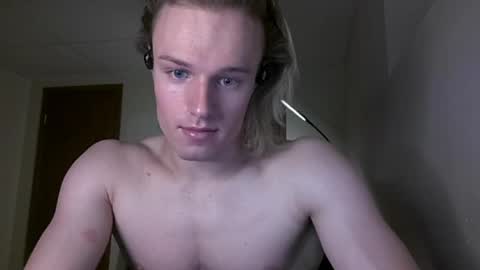 Snapshot of thelevimeyers chatting on 03-03-25, 02:26 thelevimeyers online show from 03-03-25, 02:26