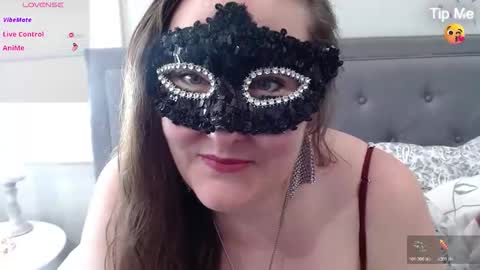 Snapshot of thelipsdown chatting on 05-21-26, 06:48 Lacey online show from 05-21-26, 06:48