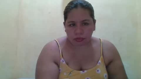 Snapshot of thelma794100 chatting on 09-10-25, 10:43 thelma794100 online show from 09-10-25, 10:43