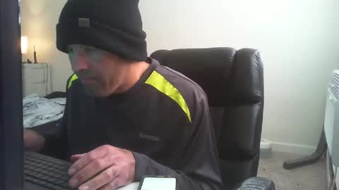 Snapshot of theman18951pa chatting on 03-12-25, 02:12 theman18951pa online show from 03-12-25, 02:12